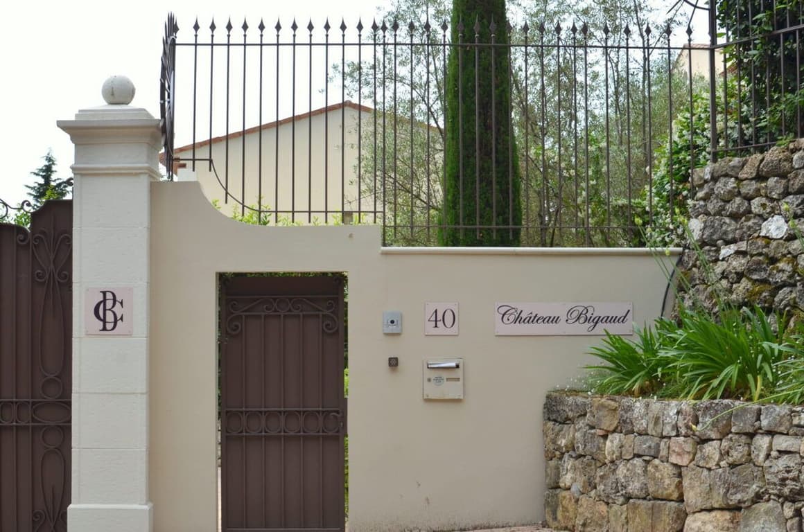 Letní sídlo manželů Babišových Chateau Bigaud. Foto: Zuzana Šotová