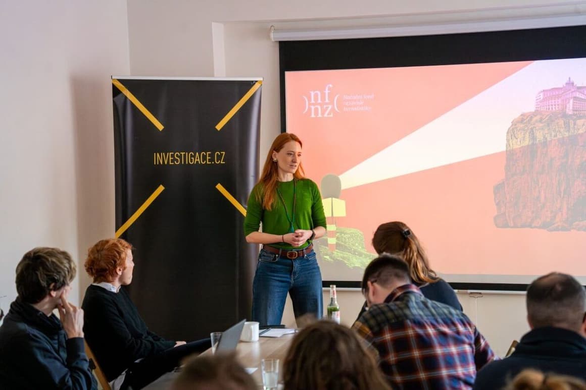 Veronika Vlachová z NFNZ zahajuje Akademii investigace.cz. Zdroj: Alexandra Laňková