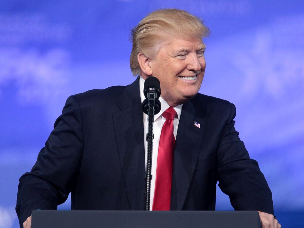 #zesvěta: Firmy spojené s rodinami Trumpa a Lutnicka získávají státní podporu