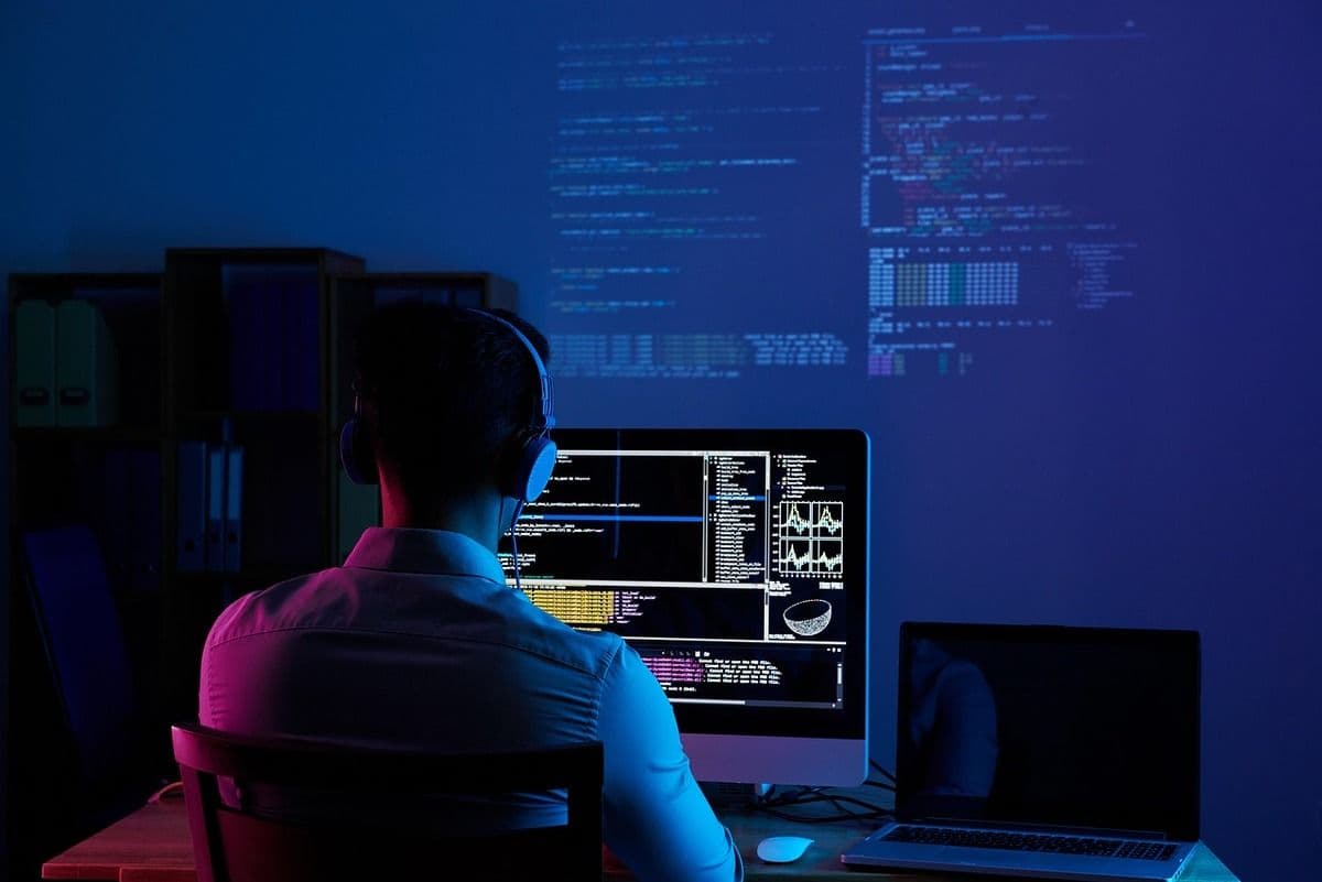Když AI znamená „africká inteligence“. Příběh keňských pracovníků v AI pornoprůmyslu