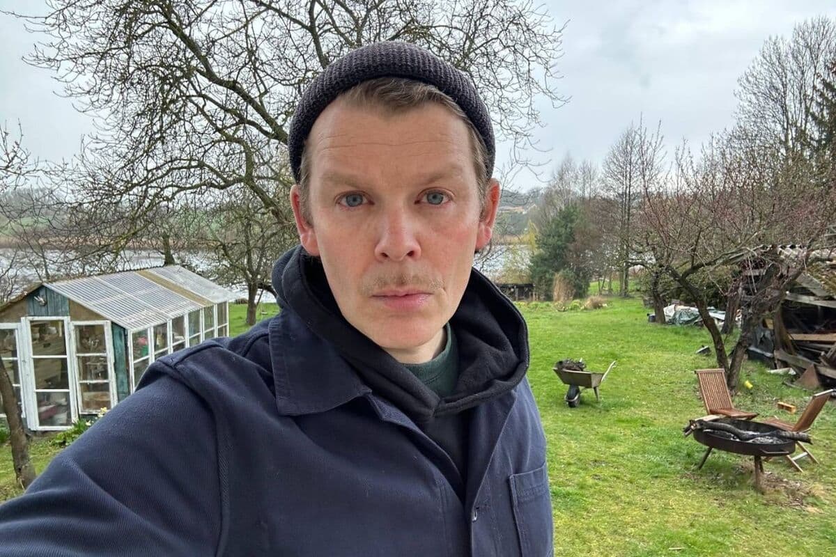 Souboj odlišných přístupů: Jak AfD a Die Linke dobývaly TikTok